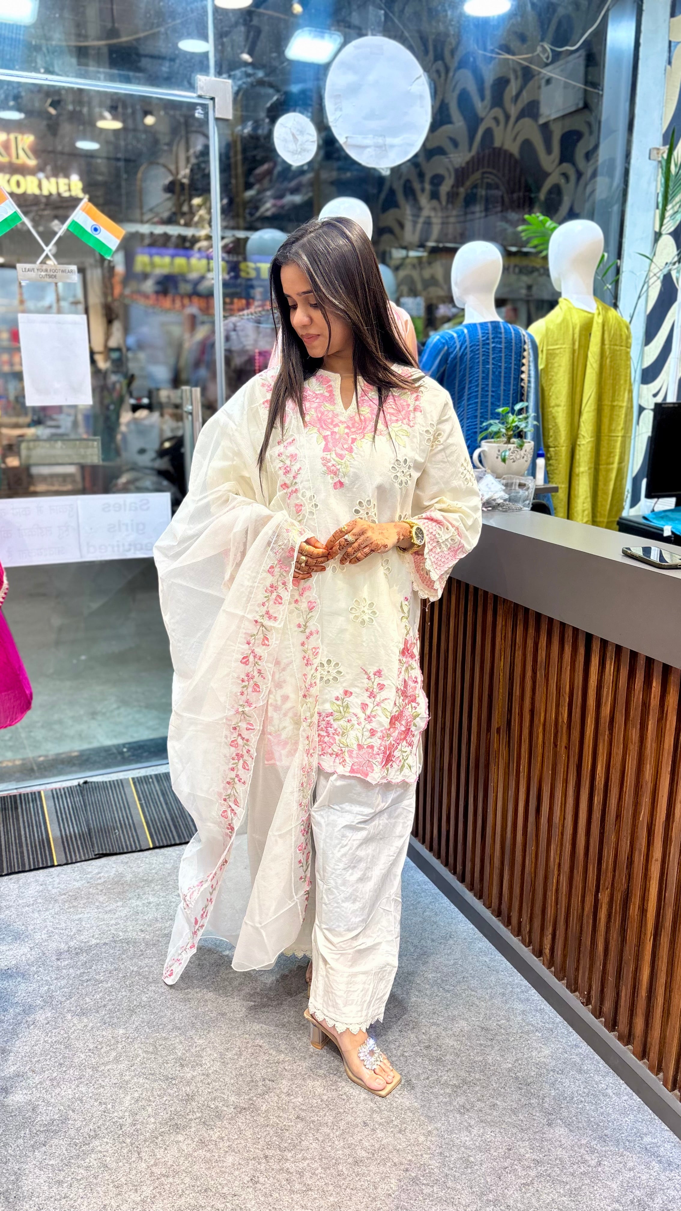 Pakistani embroidery suit with chickenkari work