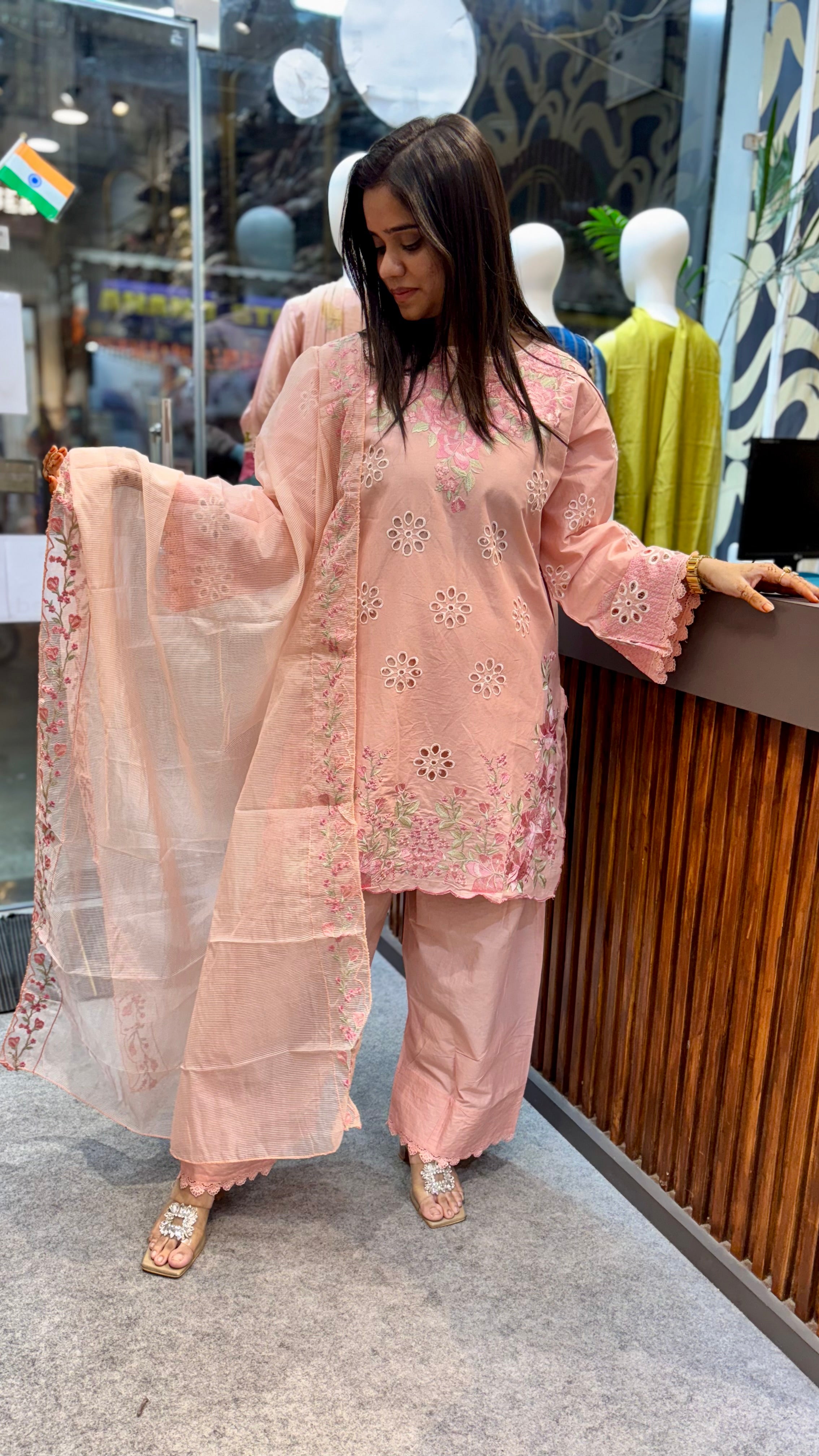 Pakistani embroidery suit with chickenkari work
