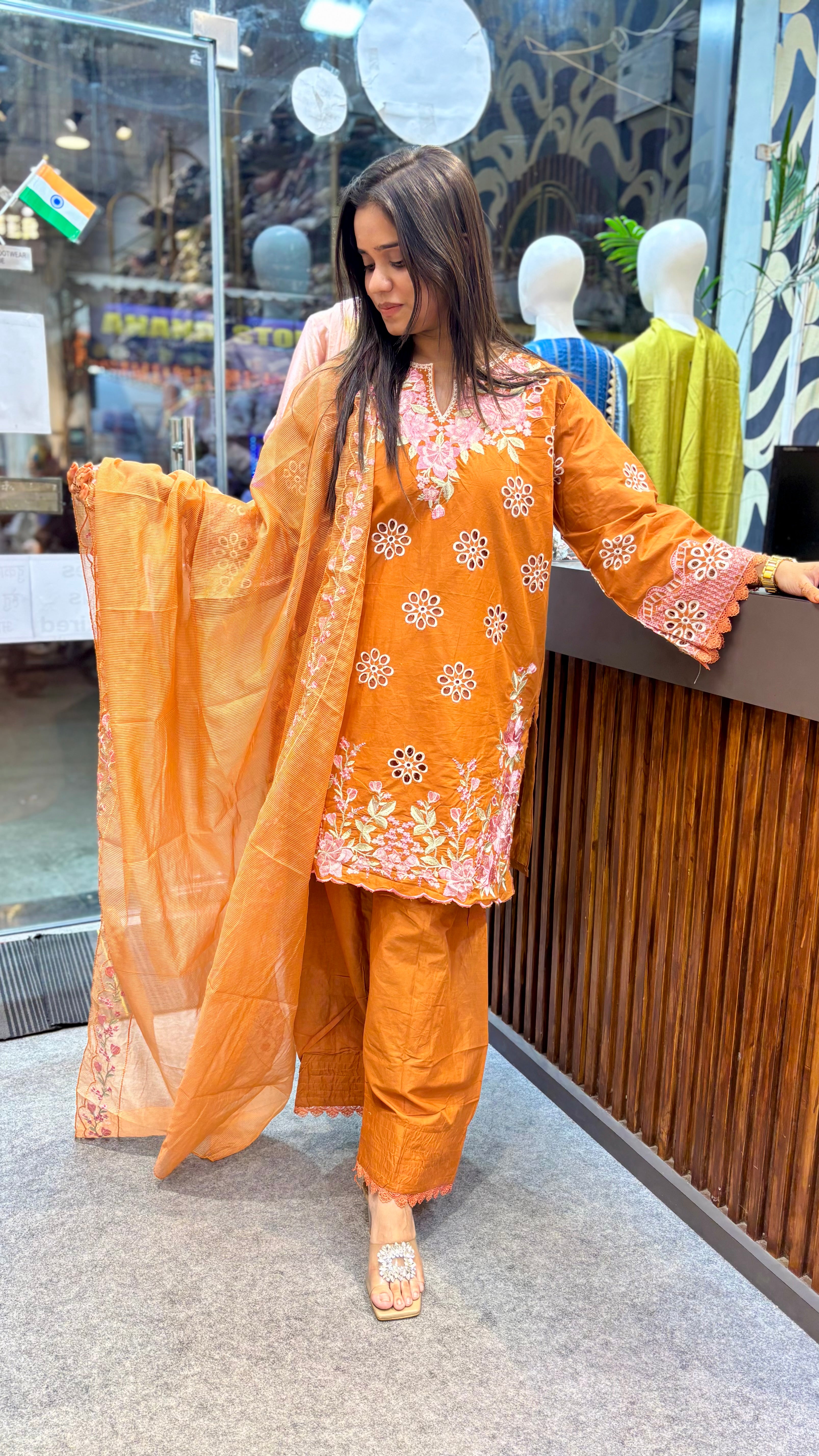 Pakistani embroidery suit with chickenkari work
