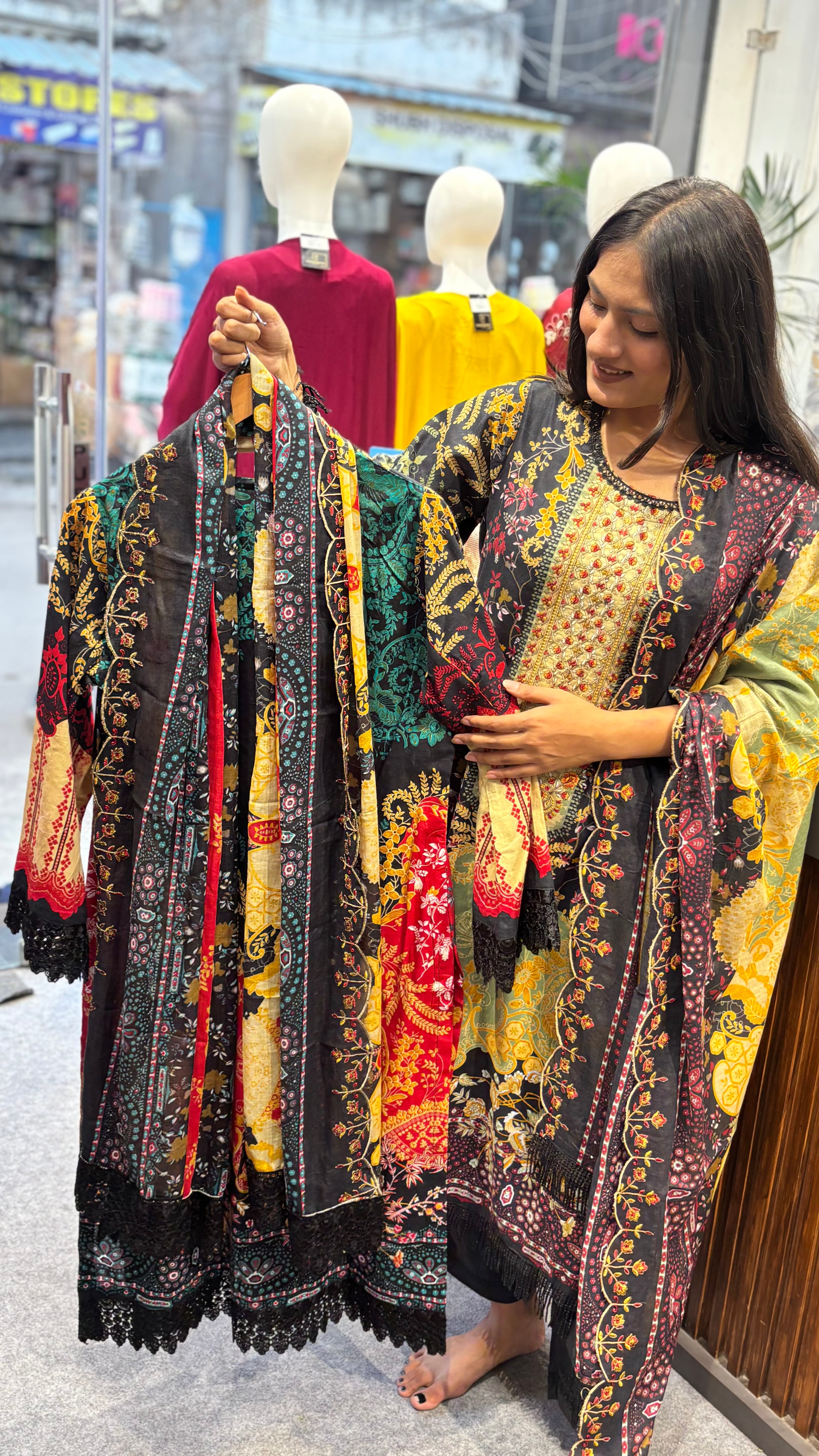 Rumaiza Pakistani suit