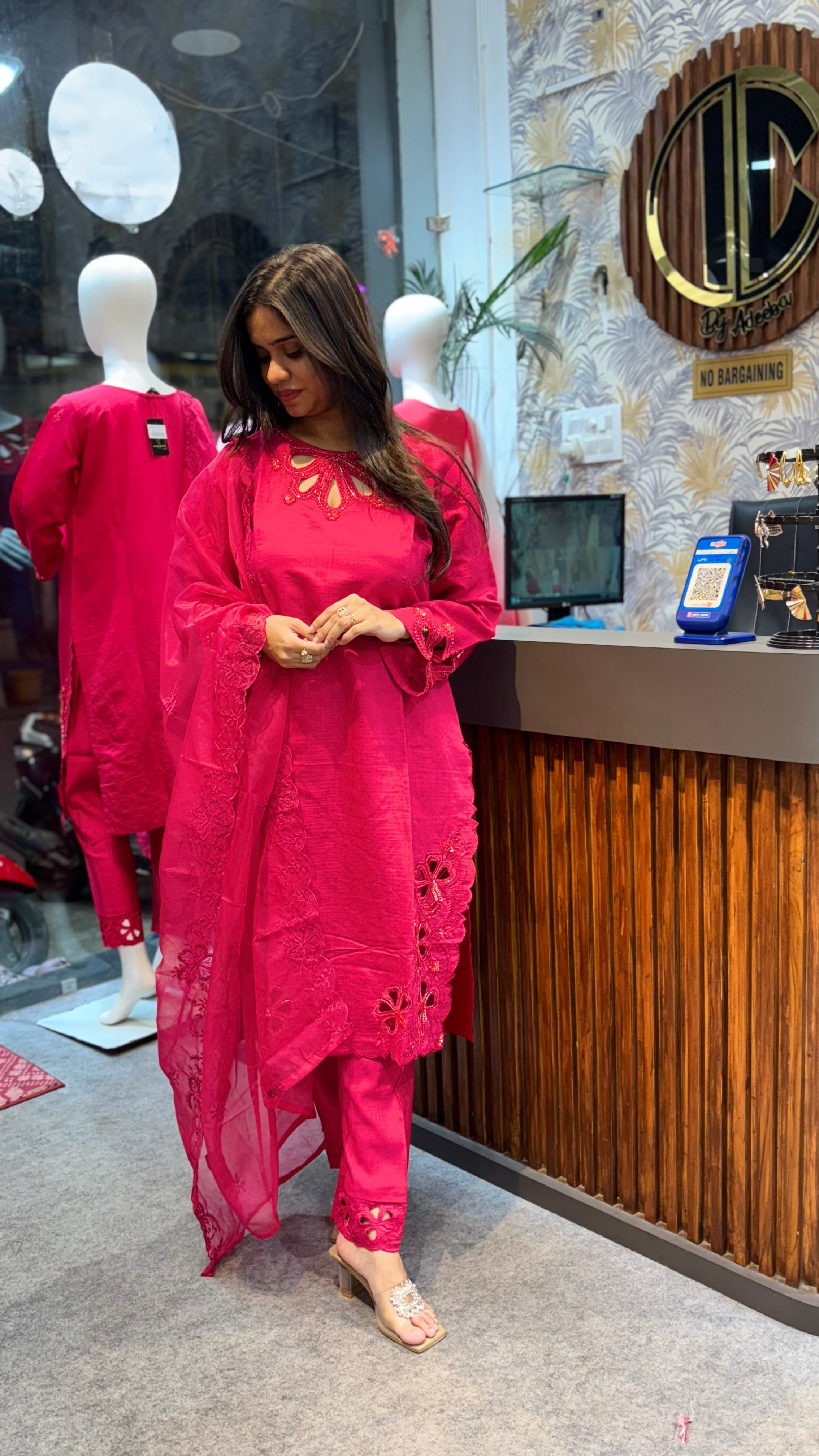 Azfa Pakistani Suit