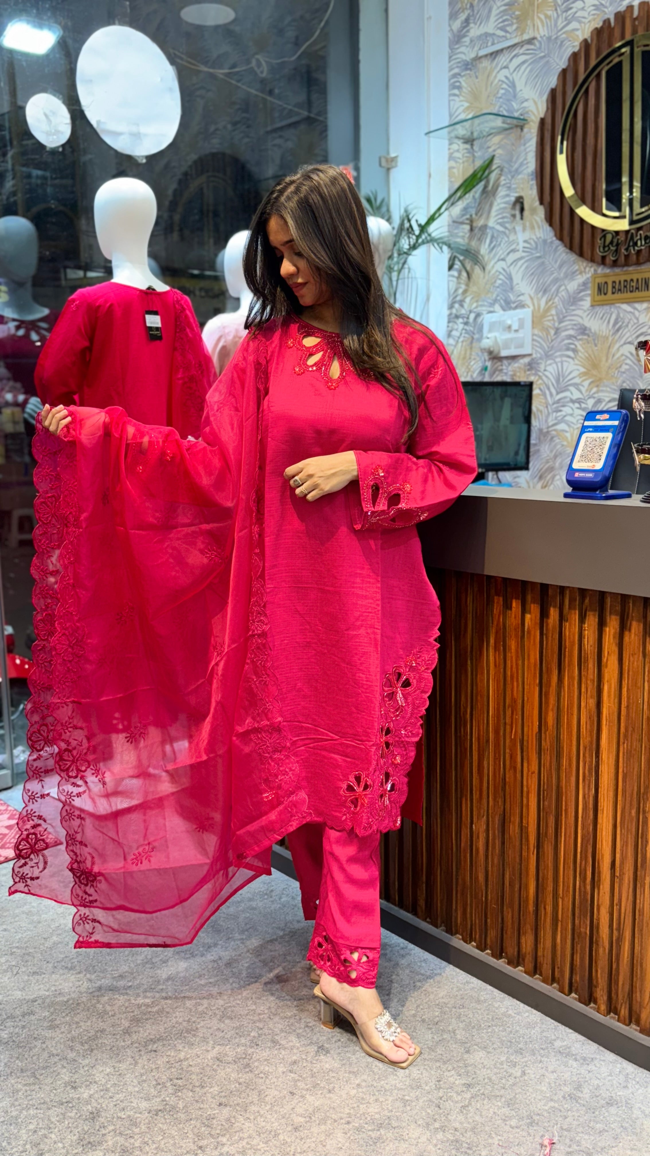 Azfa Pakistani Suit
