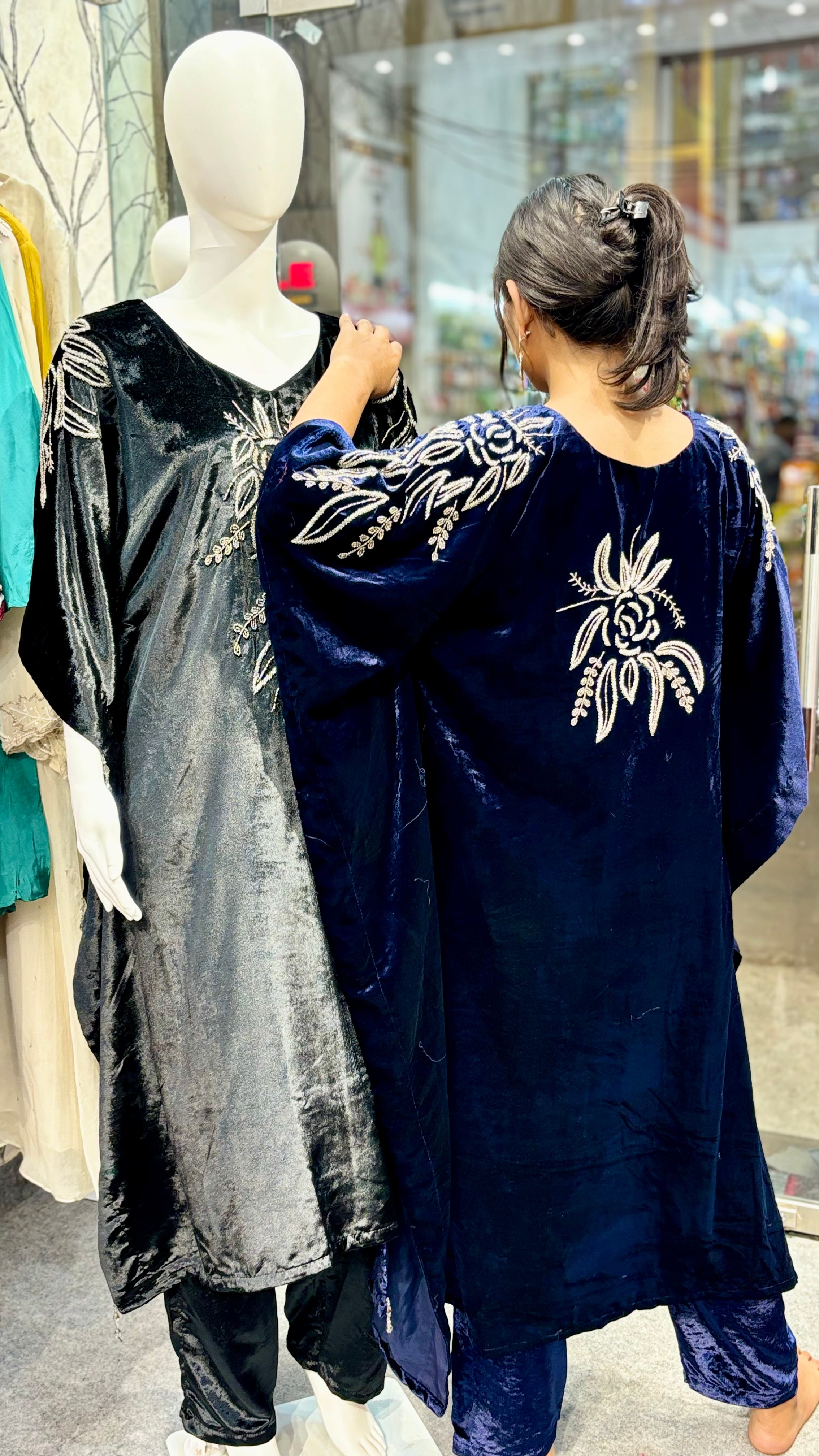 Cozy velvet kaftan