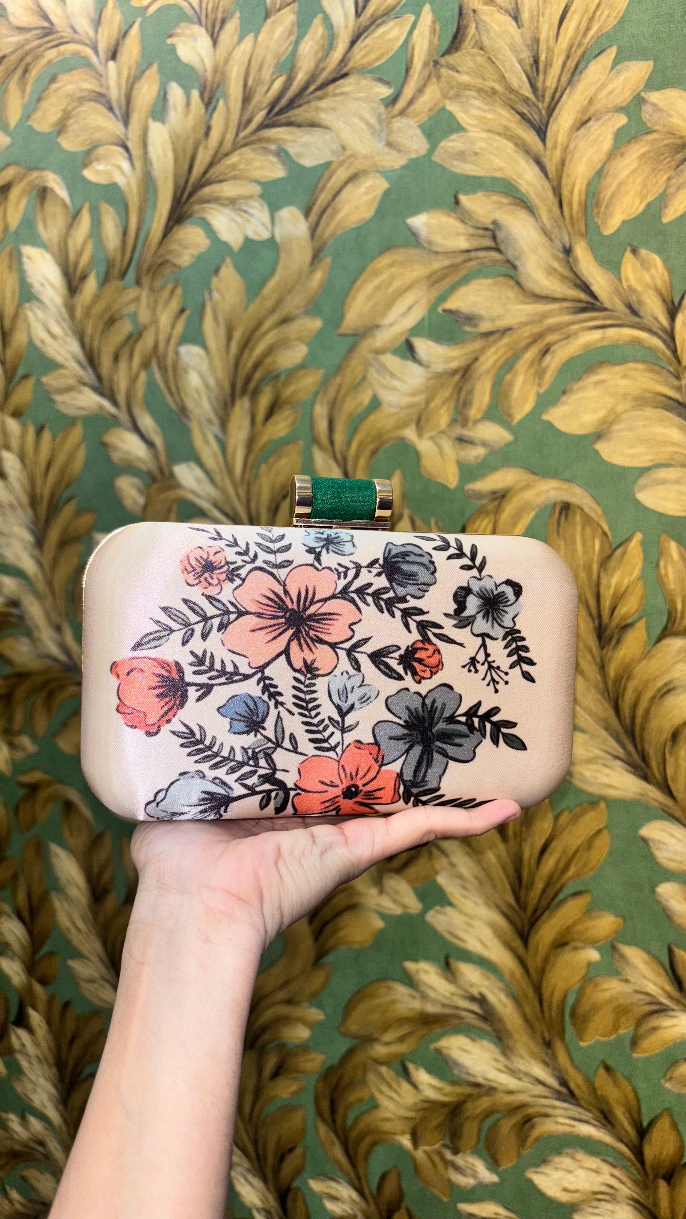 Minal clutch bag