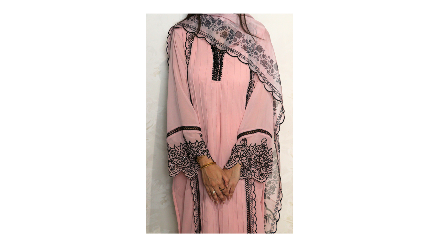 Sifa Pakistani Suit